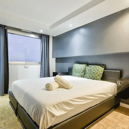 Beautiful 1 Bed Flat At La Defense Near Metro 1 * Courbevoie