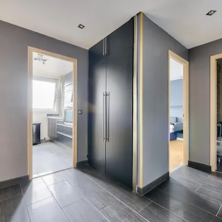 Apartment Beautiful 1 Bed Flat At La Defense Near Metro 1 Courbevoie